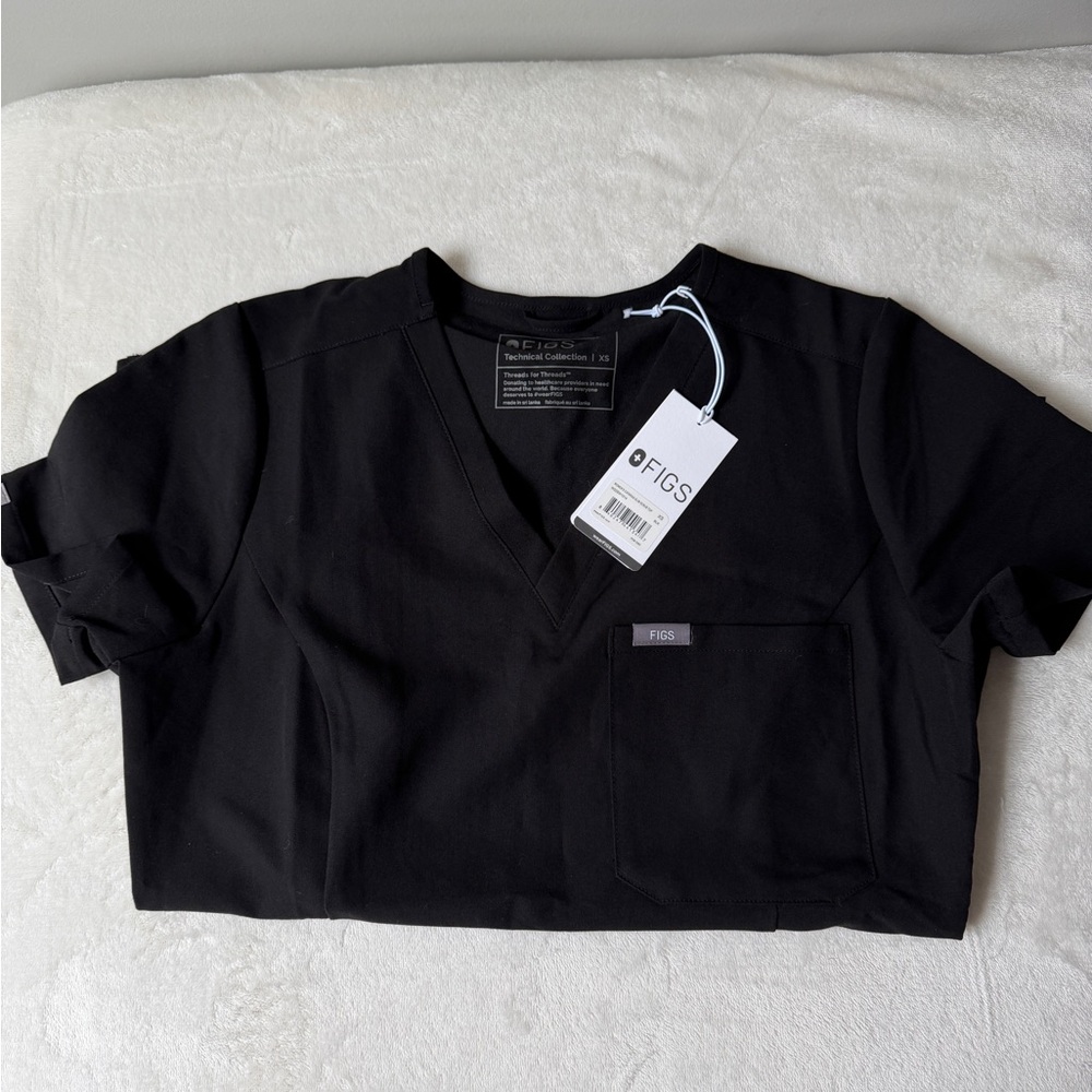 FIGS Black Scrub Top